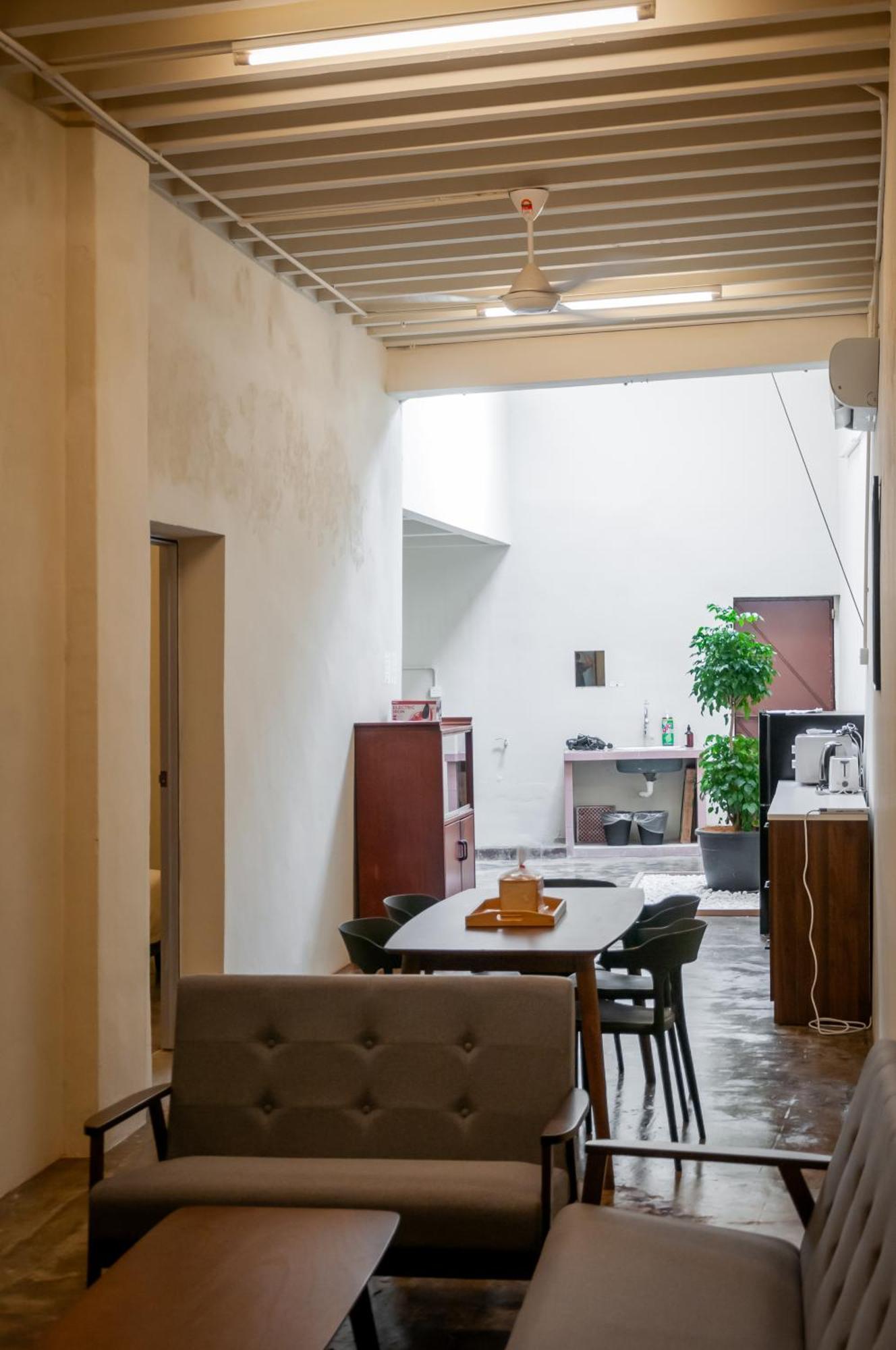 Hostel Aayu Pantai Penang George Town